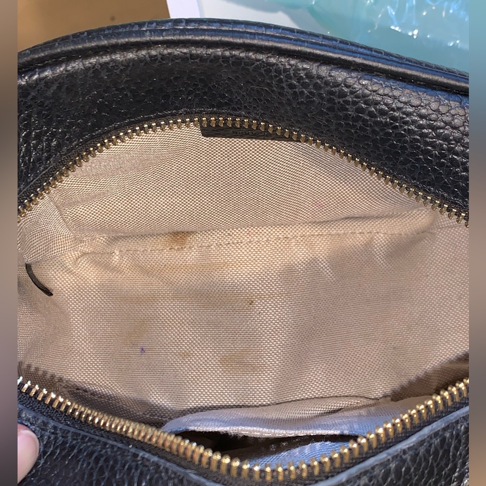 Gucci Black Pebbled Leather Crossbody Camera Bag with Tassel - Picture 14 of 16